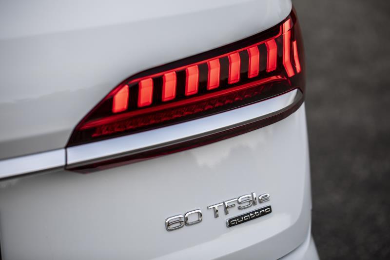 Nuova Audi Q7 TSFI e quattro