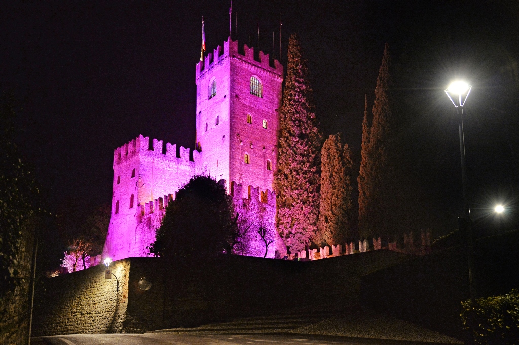 tappe giro d'italia illuminate rosa