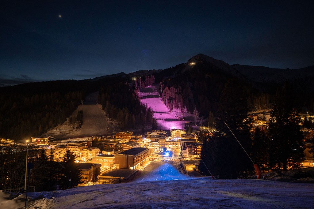 tappe giro d'italia illuminate rosa