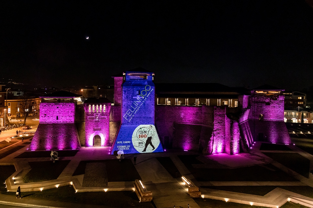 tappe giro d'italia illuminate rosa