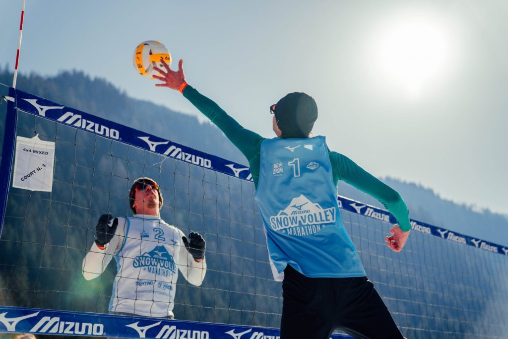 Mizuno snow volley top marathon