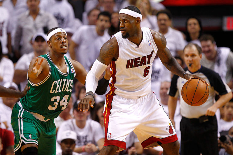 LeBron James e Paul Pierce