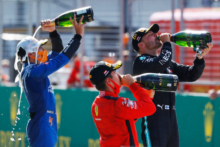 Leclerc sul podio