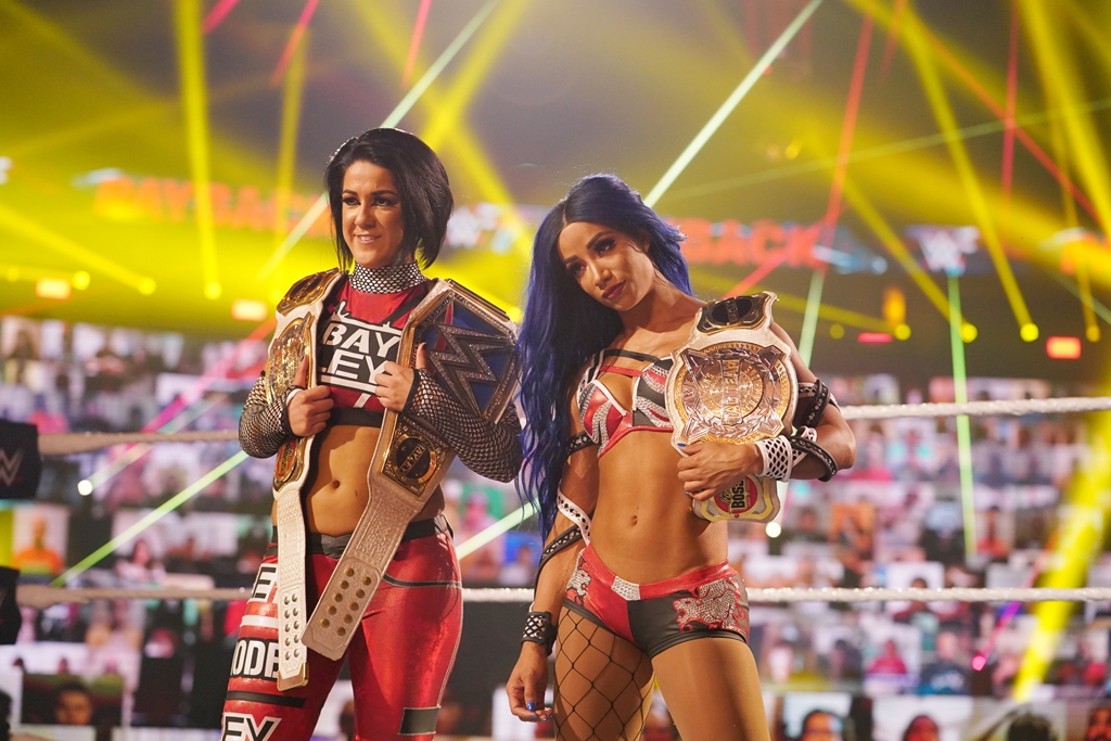 Bayley e Sasha Banks