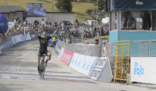 Simon Yates vittoria Tirreno Adriatico