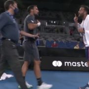 Australian Open clamorosa lite tra Fognini e Caruso dopo il derby