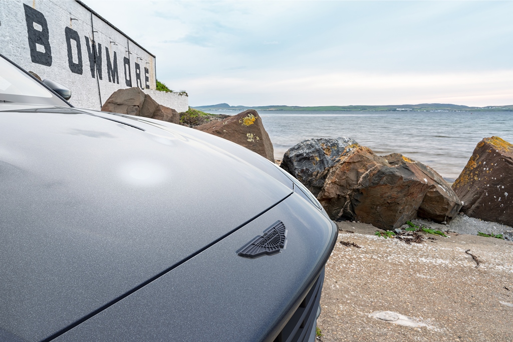 Q by Aston Martin DBX Bowmore Edition