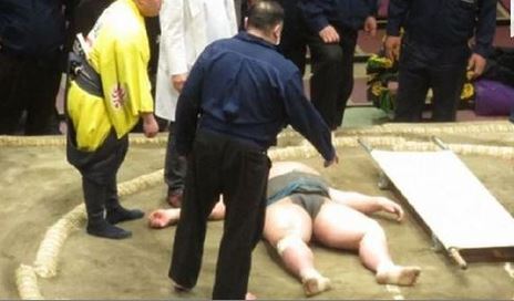 morto lottatore di sumo hibikiryu