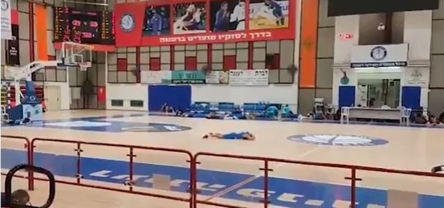 giocatori basket bombardamenti israele