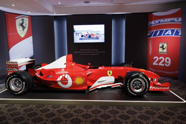 ferrari F2003 Schumacher venduta asta