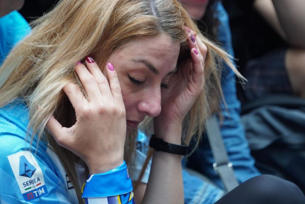 lacrime tifosi Napoli