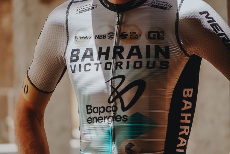 Bahrain Victorious bici e kit Tour de France