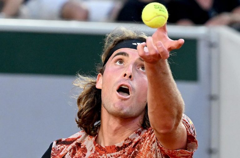 Tsitsipas