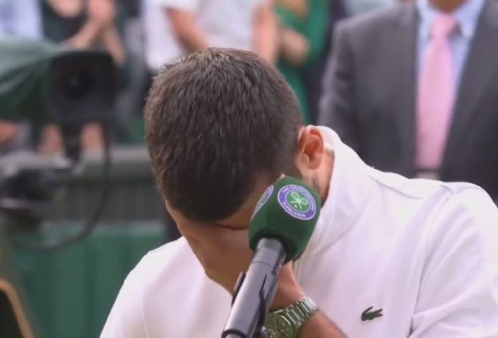 Djokovic lacrime