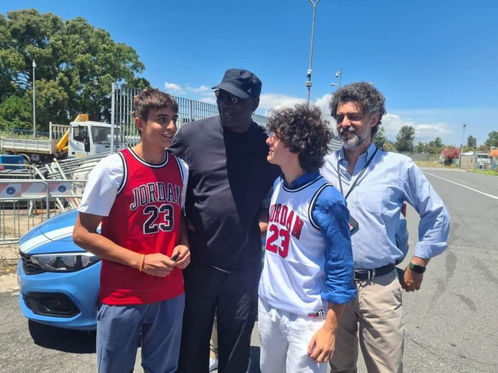 Michael Jordan all'aeroporto di Catania