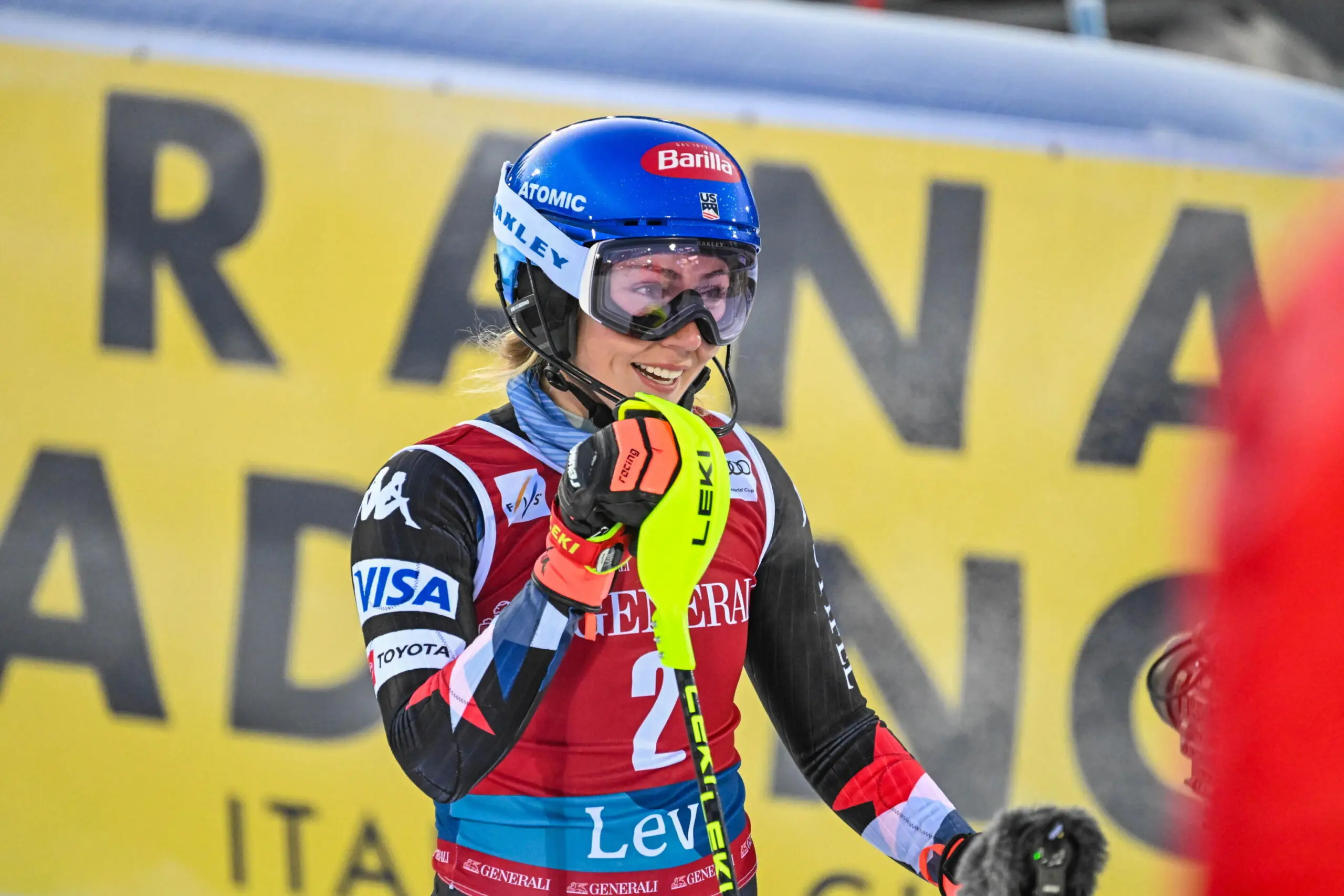 Mikaela Shiffrin imprendibile: suo anche lo slalom di Lienz