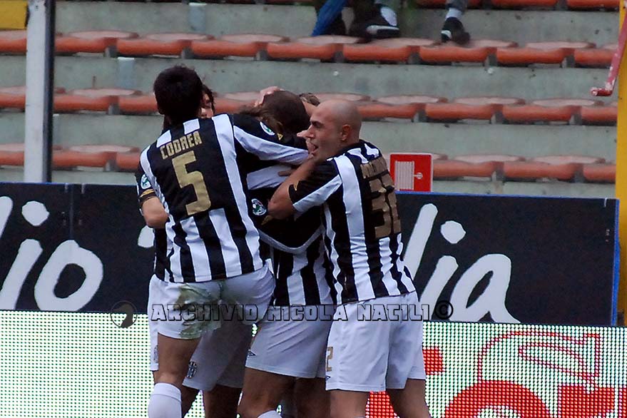 La storia siamo noi 9 dicembre 2007, il Siena travolge il Genoa