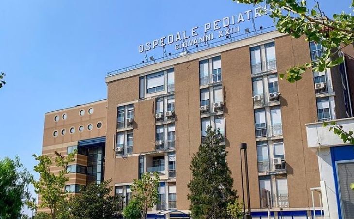 Covid, nell’Ospedaletto di Bari ricoverati 16 bimbi: il 60% ha meno di 1 anno