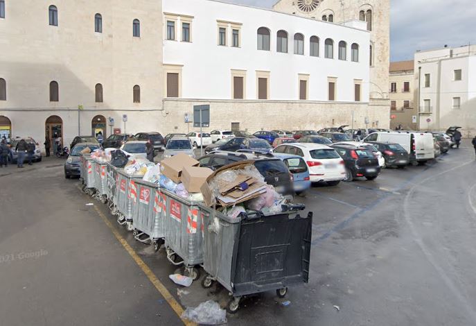 Bari, nuovo sistema per il “tracciamento dei rifiuti”: mappatura bidoni e rilevazione riempimento