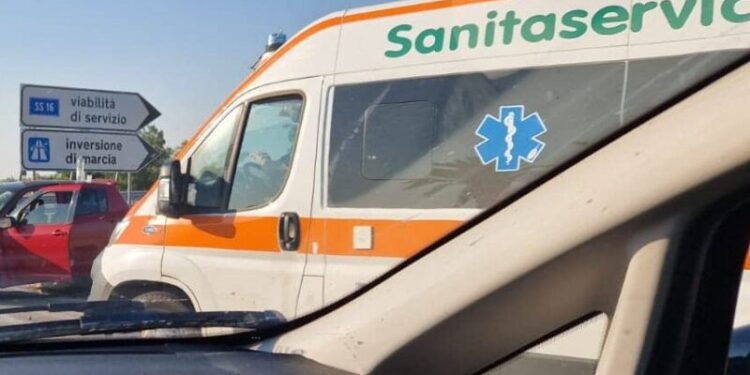 Strada Statale 16 Incidente Ambulanza