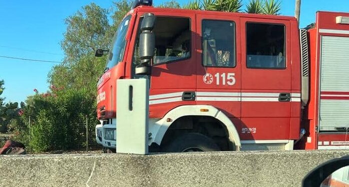Strada Statale 16 Incidente Vigili Del Fuoco