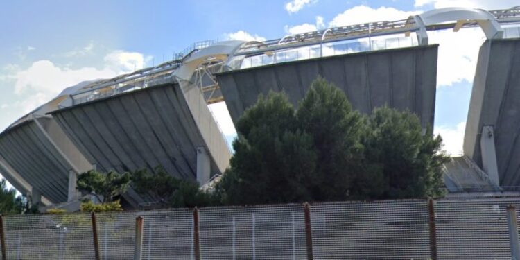 Petalo Curva Nord