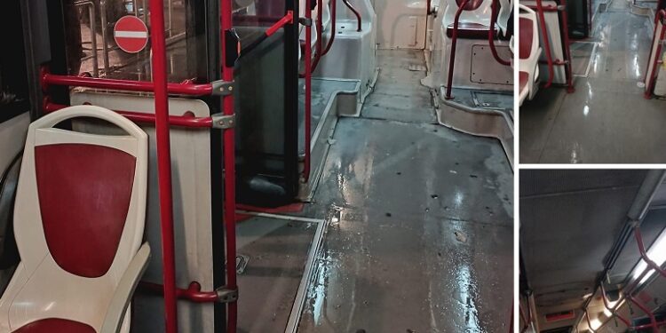 Pioggia Bus Ev