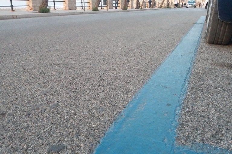 strisce blu parcheggi