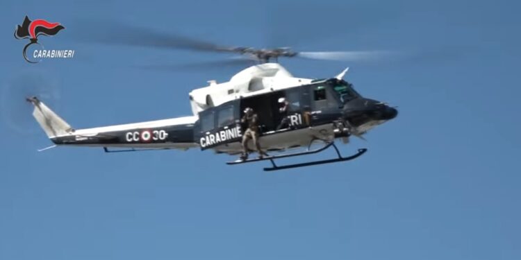 Carabinieri Elicottero