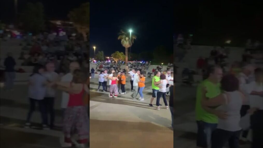 Conversano, L’anfiteatro Si Trasforma In Una Sala Da Ballo: “divertimento A Costo Zero” – Video