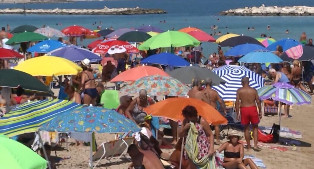Sole Mare Caldo Pane E Pomodoro