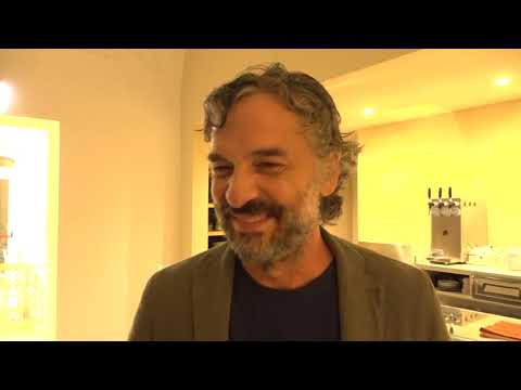 Digithon, Pioggia Di Fan Per L’attore Vincenzo Ferrara Del ‘mare Fuori’ – Video