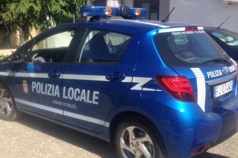 Auto Polizia Locale Terlizzi