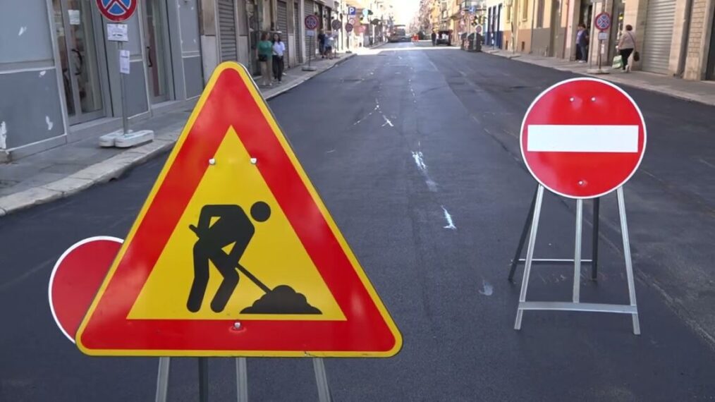 Nuovo Asfalto Su Via Dante, Riaprono I Primi Due Isolati: Ma Per Il Restyling Completo Si Attende Il 2024