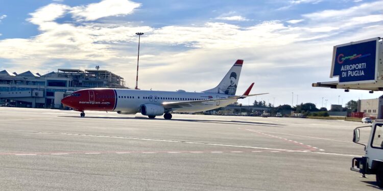 Bari Norwegian (1)