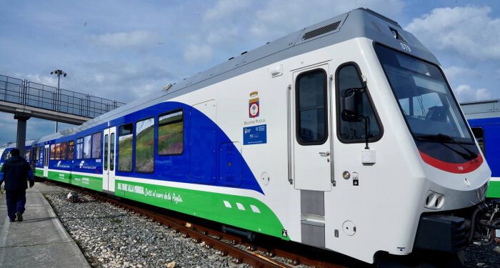 Nuovi Treni Fal16