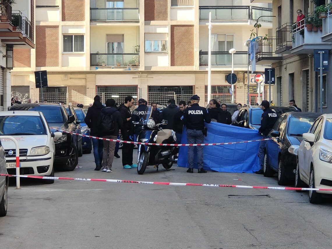 Sparatoria In Pieno Giorno Al Libert Ucciso Enne In Via Bux