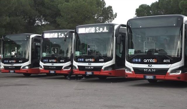 Arrivano A Bari I Primi 27 Nuovi Bus Amtab: Videosorveglianza, Contapasseggeri E Geolocalizzazione – Video