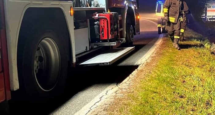 Vigili Del Fuoco Incidente Notte