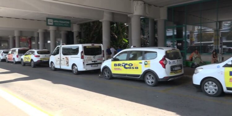 Dopo 17 Anni Cambiano Le Tariffe Taxi A Bari, Aumenti Di 2 E 3 Euro Anche Per L’aeroporto – Video