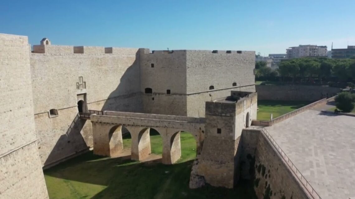 G7 in Puglia, la cena di gala nel castello di Barletta? Ecco tre indizi. Ipotesi corazzata americana per Biden – VIDEO