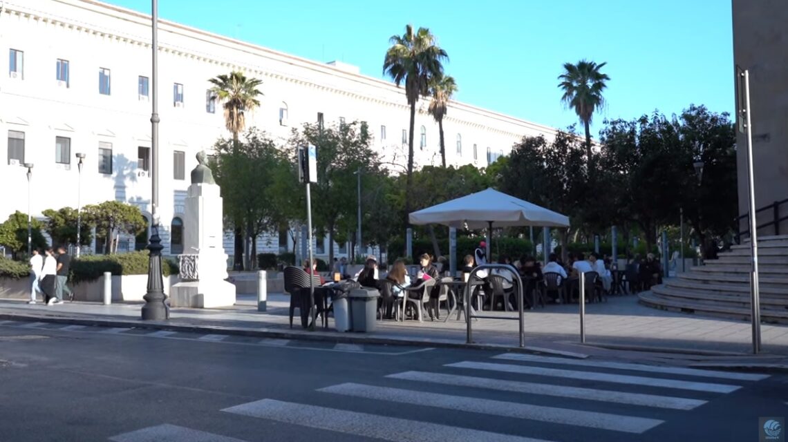 Piazza Cesare Battisti