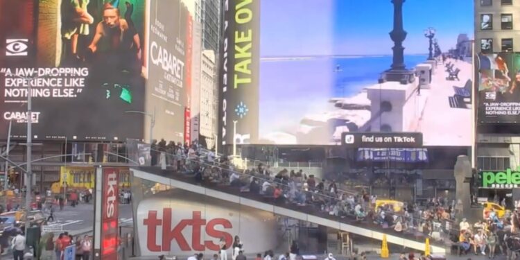 Bari Times Square