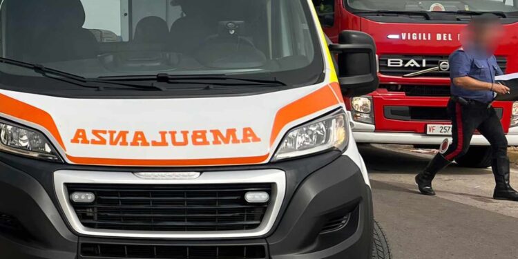 Incidente Ambulanza 118 Vigili Del Fuoco Carabinieri