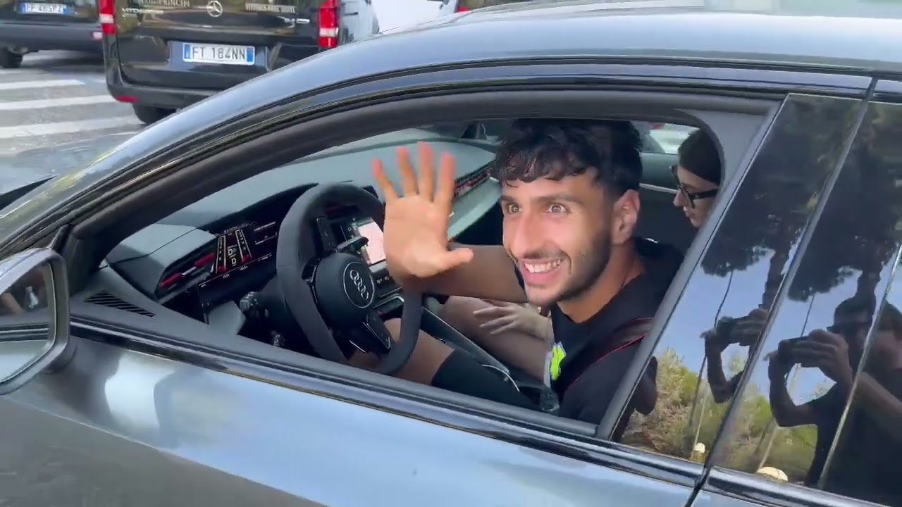 Ssc Bari, Lella è Il Nuovo Rinforzo A Centrocampo: Il Calciatore è Arrivato In Città – Video