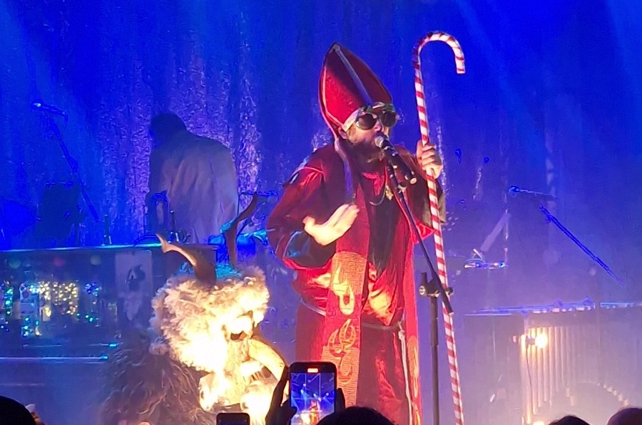 Capossela Babbo Natale