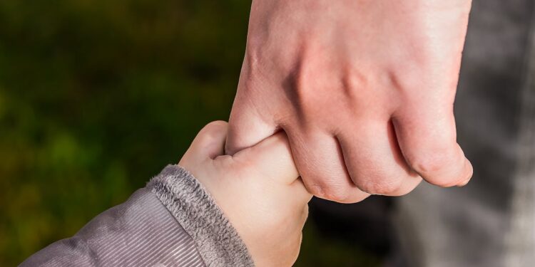 Mano Nella Mano Bambino