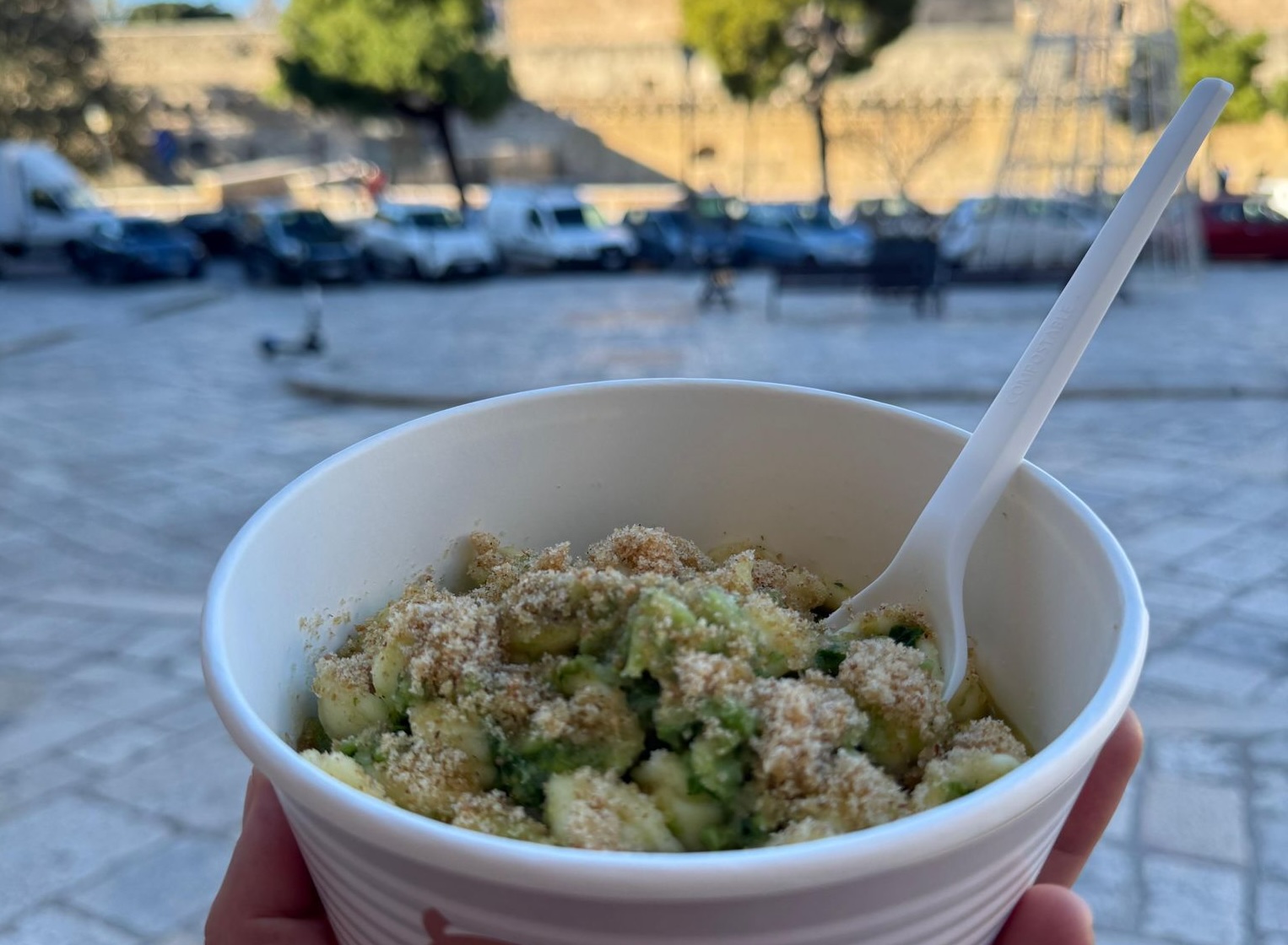Orecchiette street food Bari vecchia