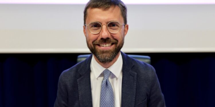 Primo Piano Fruscio