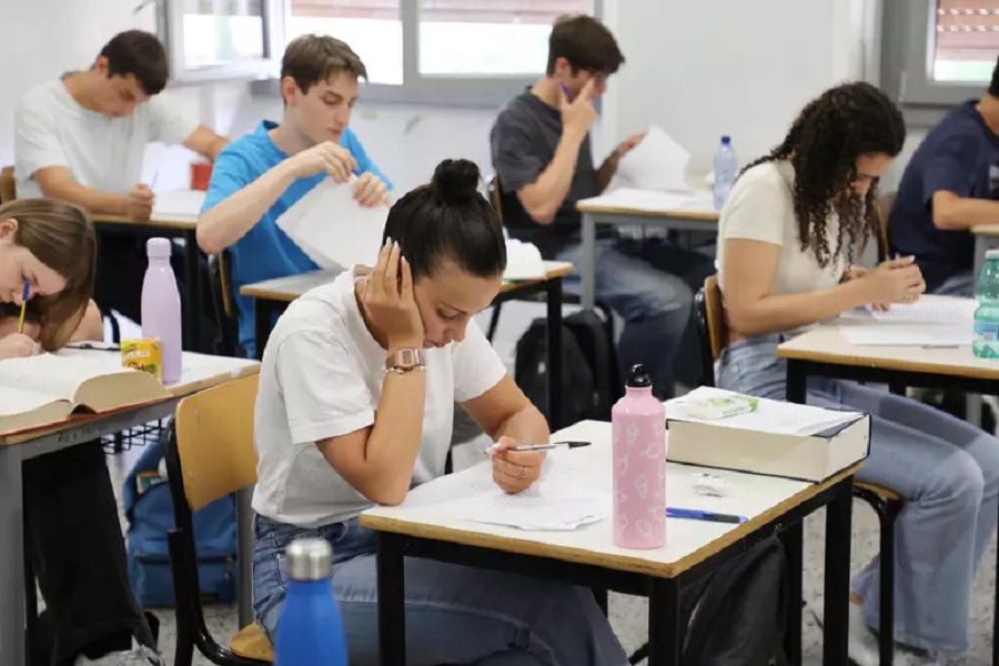 Scuola Alunni Esame Maturità